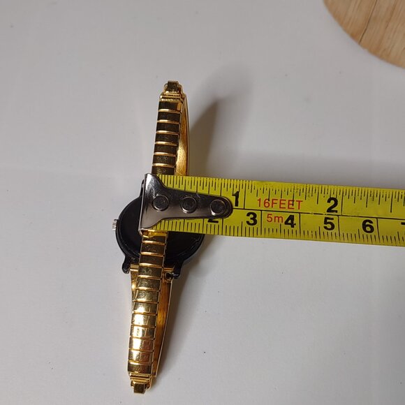 Mickey Mouse Lorus Watch With 6 Inch Gold Tone Stretch Band - Picture 13 of 14